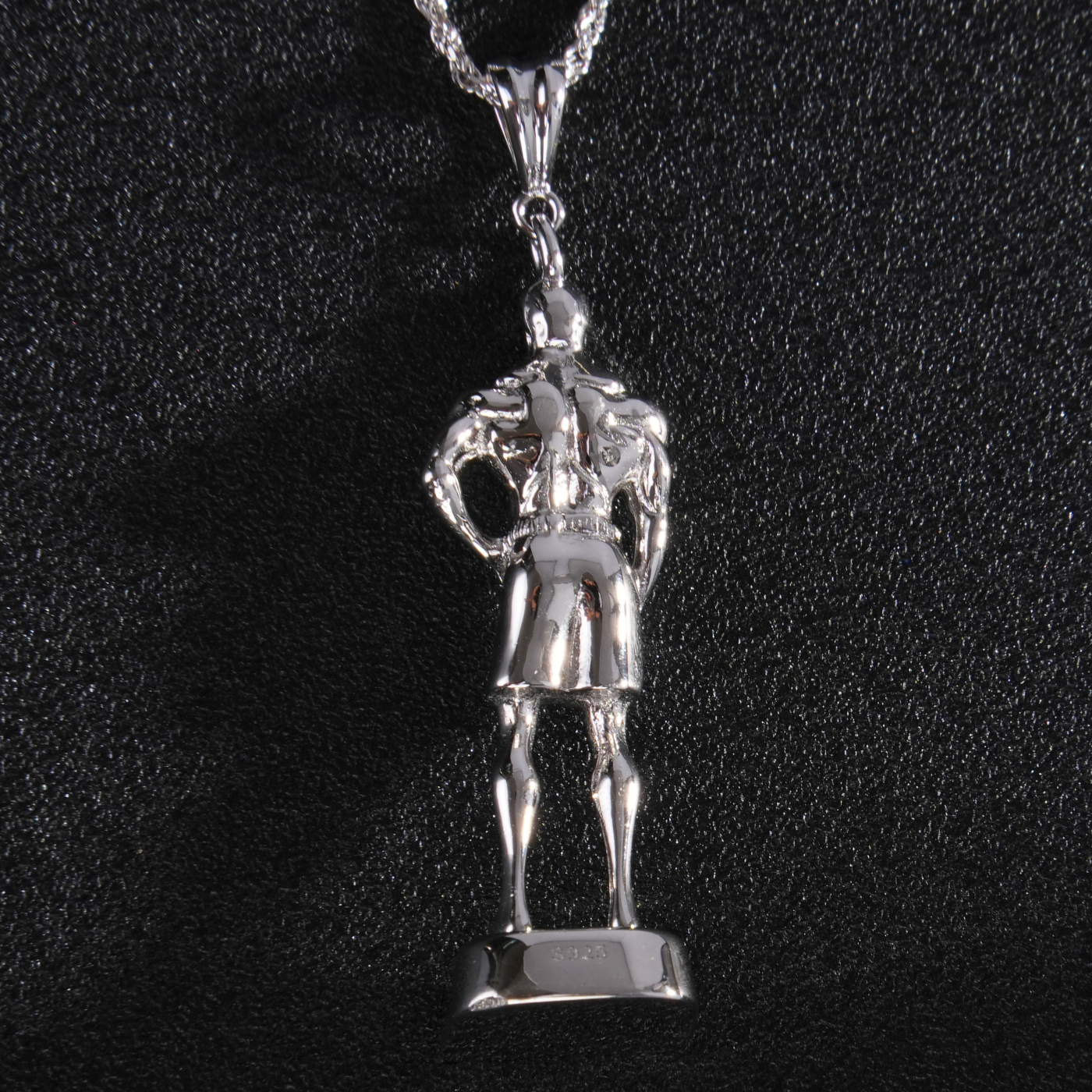 MEN'S PHYSIQUE "HAND ON HIP" - TITAN FORGE SAN FRANCISCO