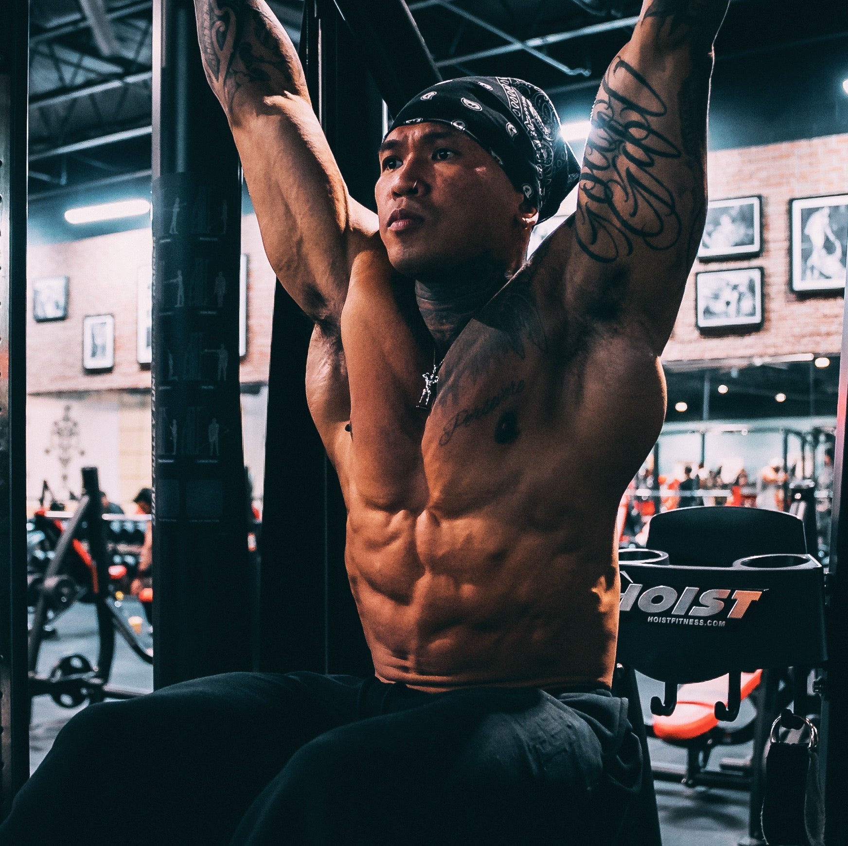 MEN'S CLASSIC "FRONT DOUBLE BICEPS" - TITAN FORGE SAN FRANCISCO