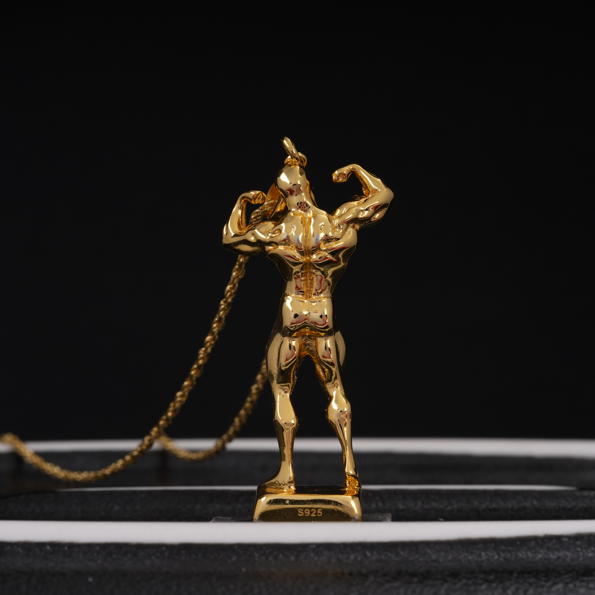 MEN'S CLASSIC "FRONT DOUBLE BICEPS" - TITAN FORGE SAN FRANCISCO