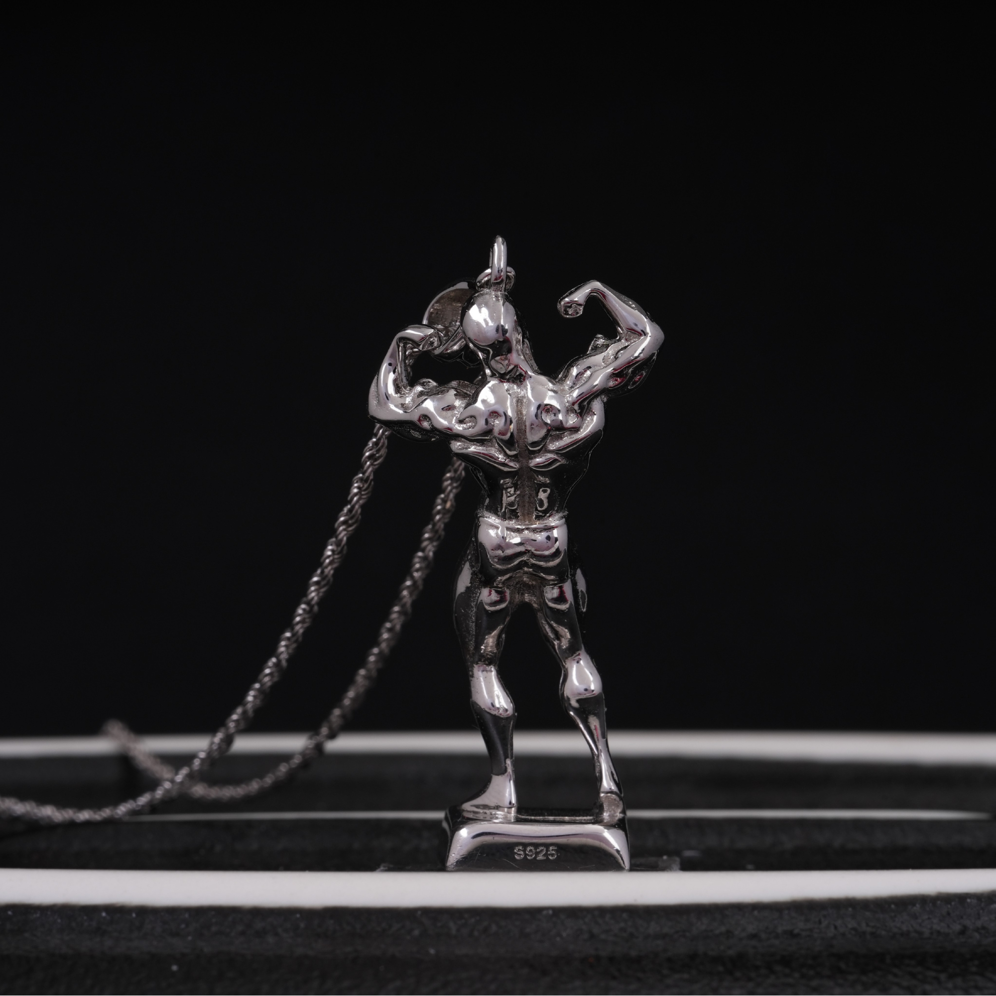 MEN'S CLASSIC "FRONT DOUBLE BICEPS" - TITAN FORGE SAN FRANCISCO