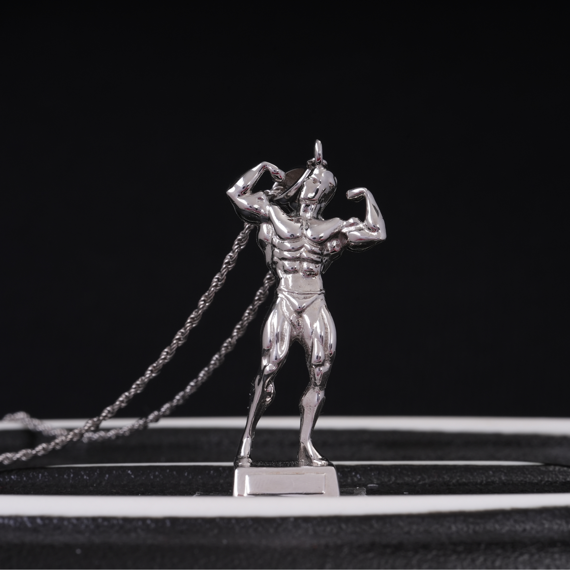 MEN'S CLASSIC "FRONT DOUBLE BICEPS" - TITAN FORGE SAN FRANCISCO