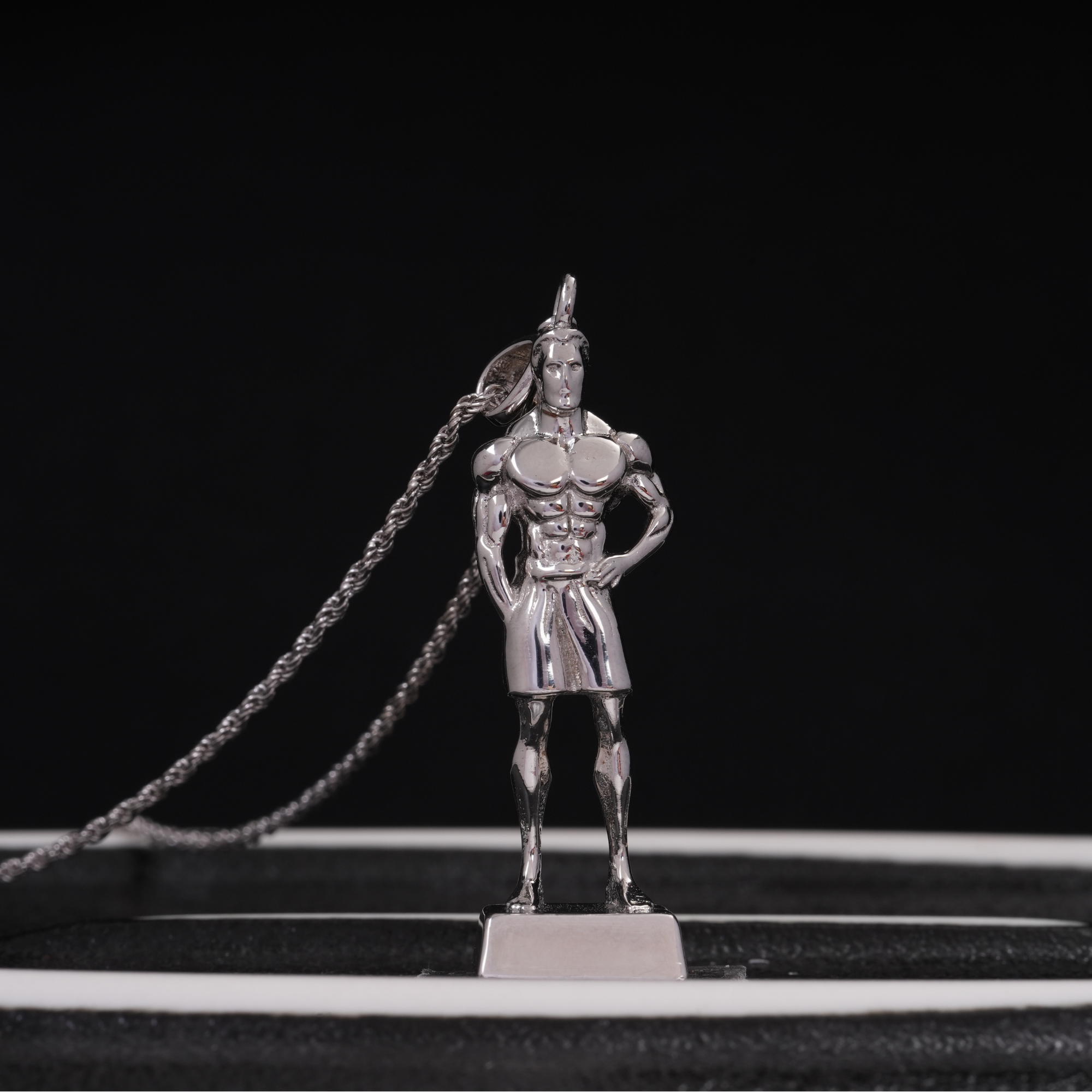 MEN'S PHYSIQUE "HAND ON HIP" - TITAN FORGE SAN FRANCISCO